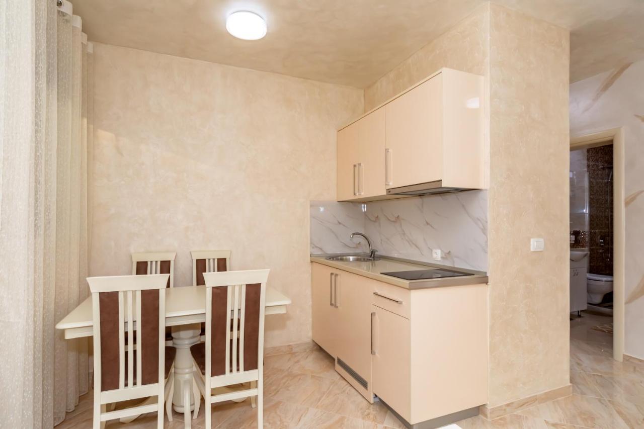 Kaom Lux Daire Dobra Voda Dış mekan fotoğraf