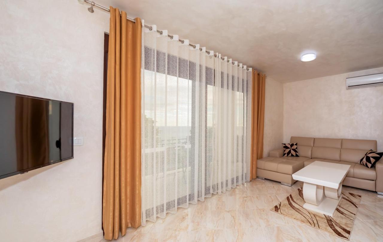 Kaom Lux Daire Dobra Voda Dış mekan fotoğraf