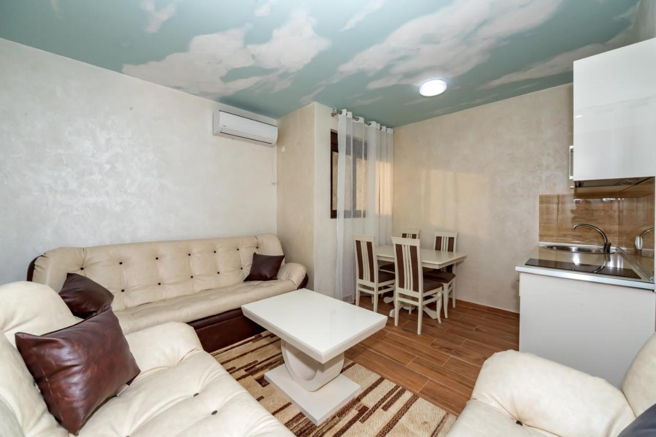 Kaom Lux Daire Dobra Voda Dış mekan fotoğraf
